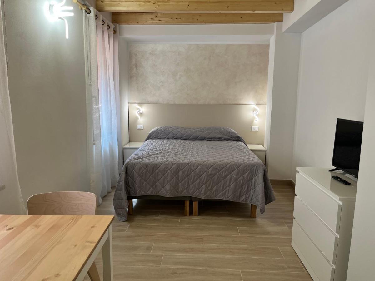 Anfite Apartments Santa Maria 데센자노델가르다 외부 사진