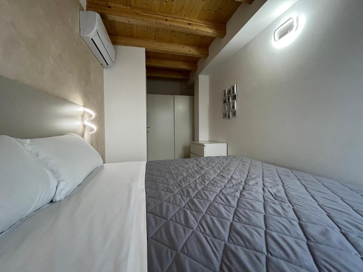 Anfite Apartments Santa Maria 데센자노델가르다 외부 사진