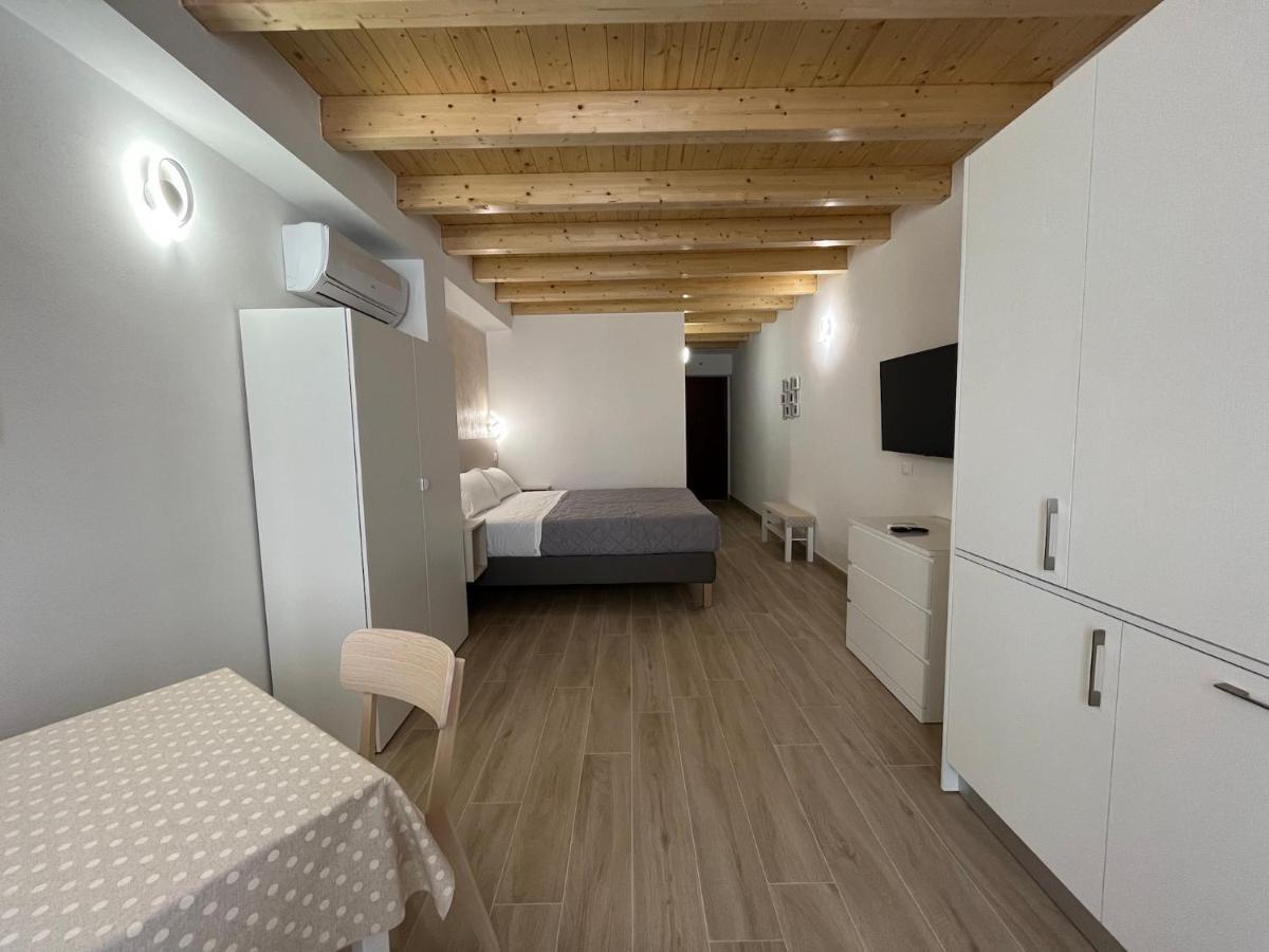 Anfite Apartments Santa Maria 데센자노델가르다 외부 사진
